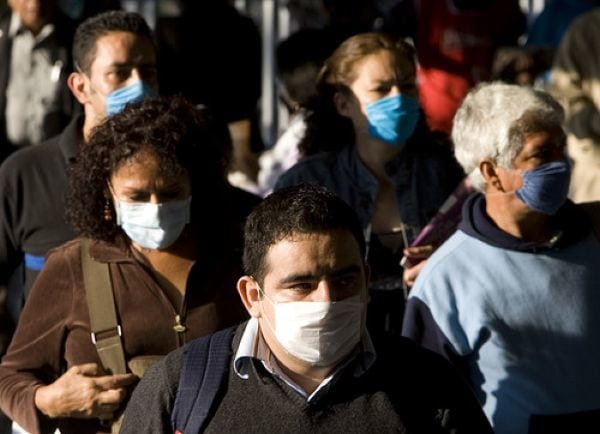 Swine-Flu-Surgical-Masks Surgical Masks In Public Are Most Effective When We All Have Them On