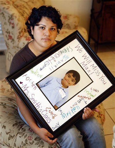 Swine Flu Children Ruth Gomez Says Max Developed Dangerous Symptoms — Bluish Fingers And Extreme Fatigue After Seeming To Get Better — Just One Day Before He Died. She Took Him To The Doctor, But It Was Too Late. &Quot;We Were In Shock,&Quot; Gomez Said Softly, Still Trying To Wrap Her Mind Around Her Little Boy's Aug. 31 Death.